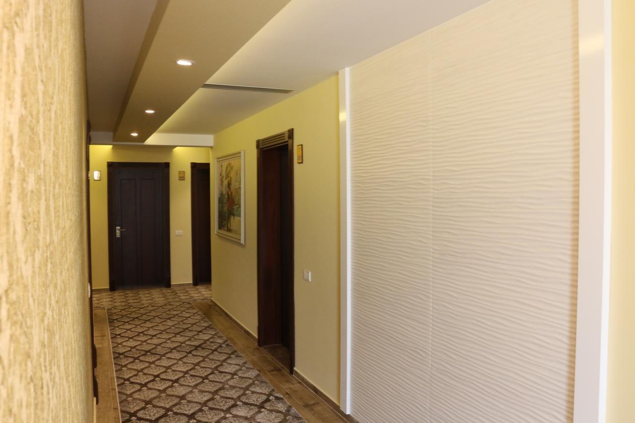 Hotel Admiral Prizren Ngoại thất bức ảnh