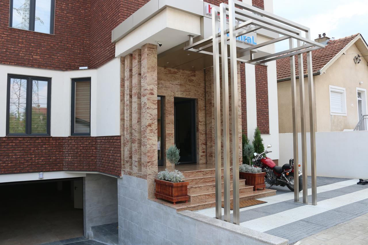 Hotel Admiral Prizren Ngoại thất bức ảnh